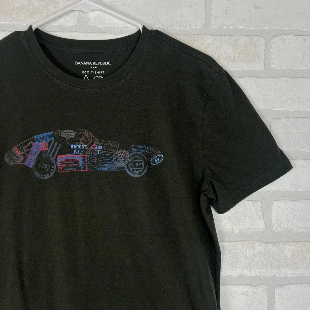 Banana Republic Mens Eco T-Shirt Grey Graphic Vintage Car Travel Stamp Small